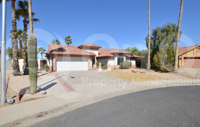 2808 E NORA ST