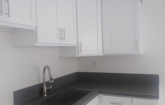 Studio, 1 bath, 500 sqft, $1,395, Unit 207