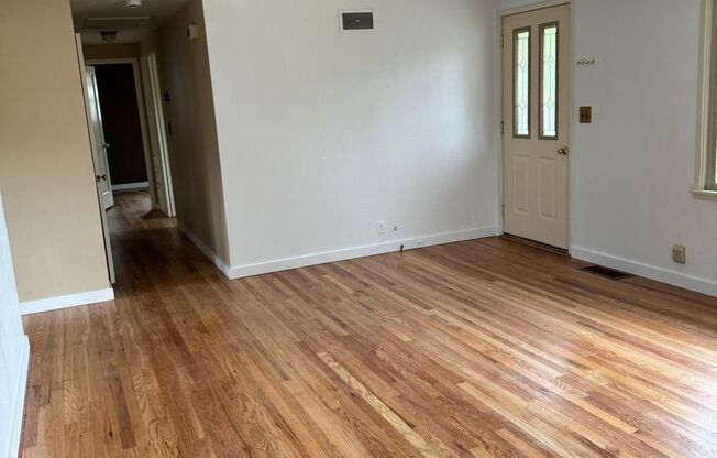 3 beds, 1 bath, $1,750