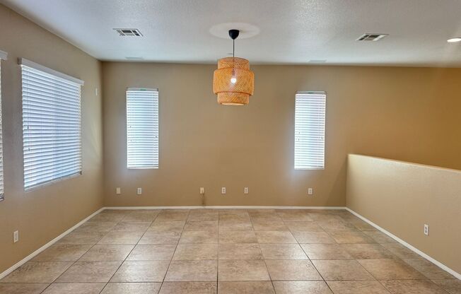 Tropical Tide Court