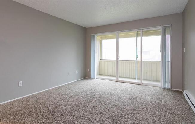 Plush Carpeting at The Clubhouse at Port Orchard, Port Orchard, Washington