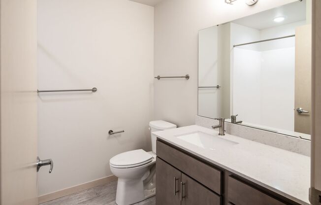 Studio, 1 bath, 520 sqft, $1,640, Unit 817