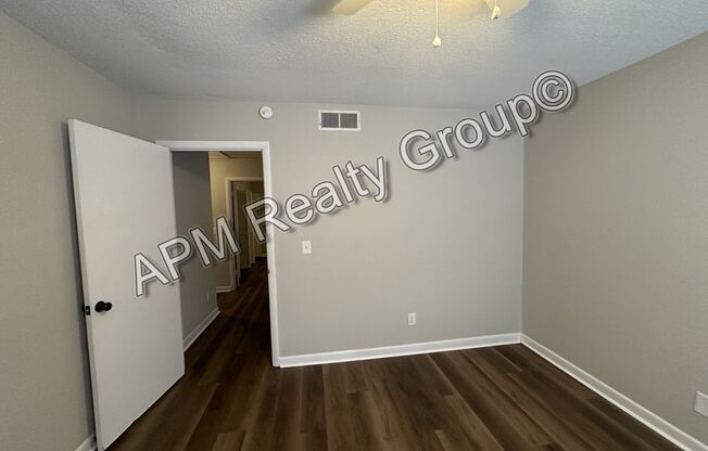 2 beds, 1.5 baths, $1,250