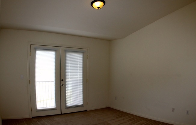2 beds, 2.5 baths, $1,800