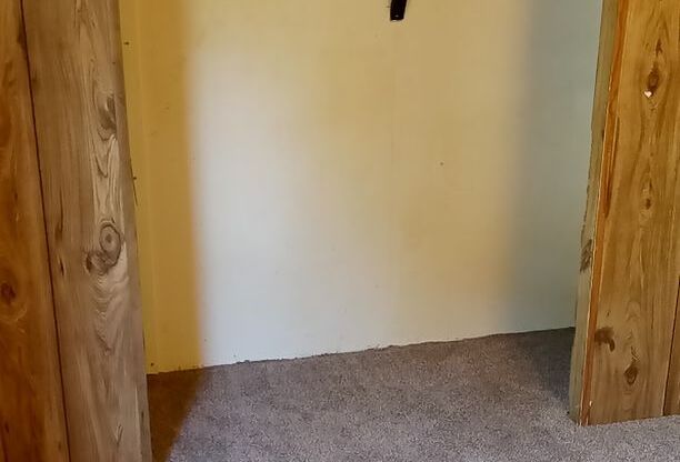 2 beds, 1 bath, $775