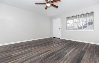 Home - West End Crossing Apartments - Beaumont, TX