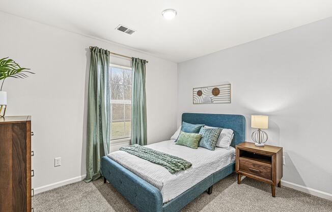 2 beds, 2 baths, 942 sqft, $1,349