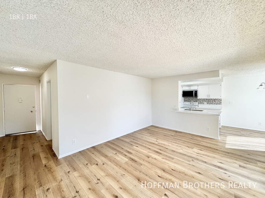 17821 Sherman Way