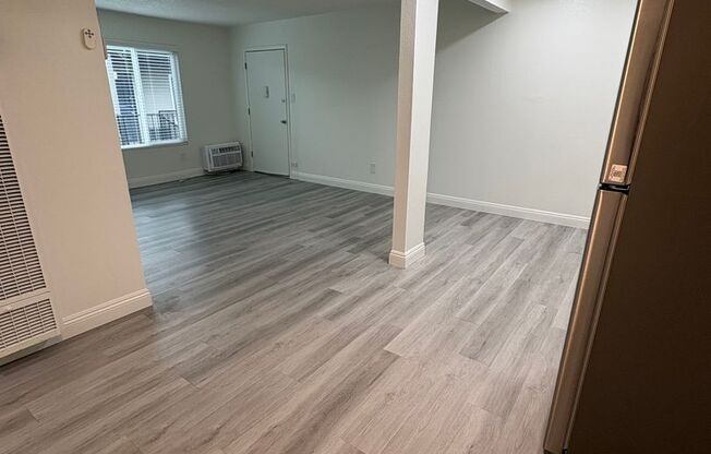 2 beds, 1 bath, 850 sqft, $2,225, Unit 9161-6