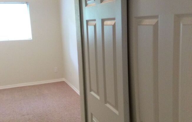 2 beds, 1 bath, 740 sqft, $1,450, Unit 103