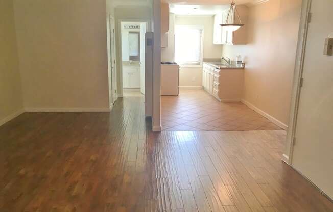 Welcome to 8530 Independence Apartments