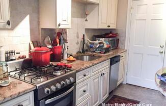 247 Chestnut Hill Ave