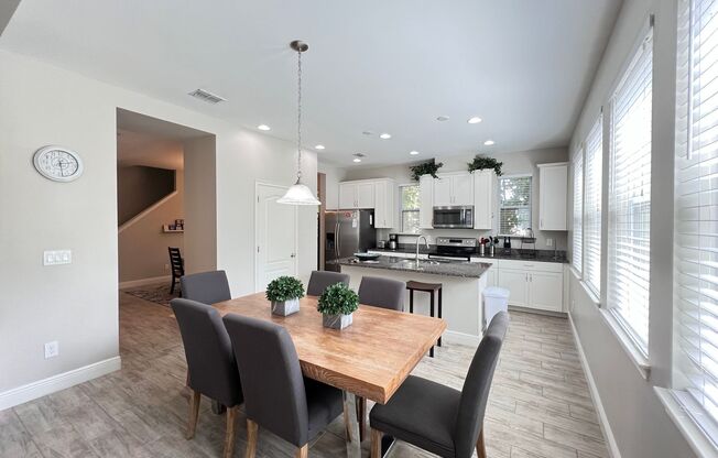 Perfect Home waiting for you! FULLY FURNISHED!