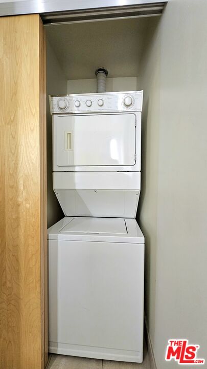 1 bed, 1 bath, 870 sqft, $2,750, Unit 1005