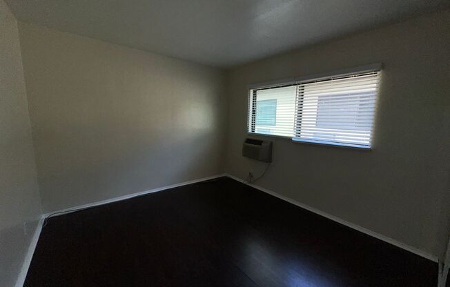 2 beds, 1 bath, 500 sqft, $2,350, Unit 1125-7