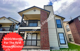 810 Station Street