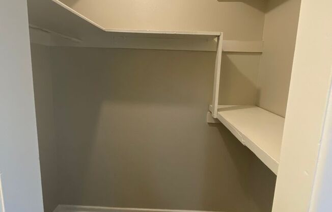 1 bed, 1 bath, 675 sqft, $730, Unit C:16