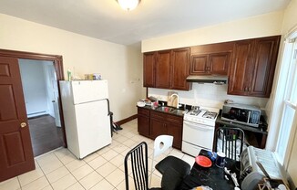 3 beds, 1.5 baths, $3,800, Unit 2