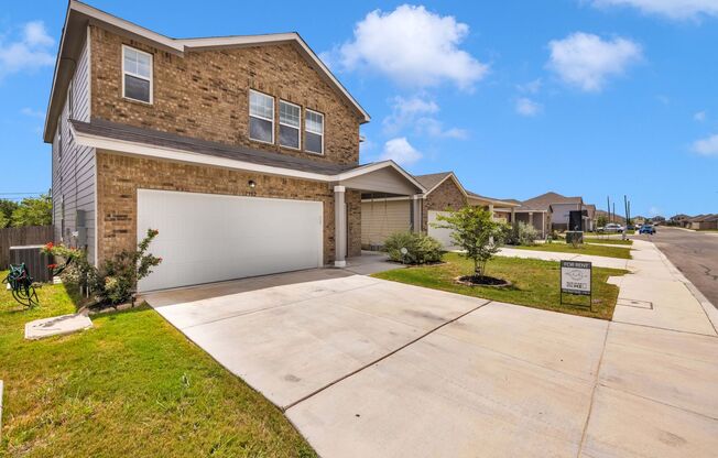 Beautiful 5 Bedroom Rental Home located near 1604 + Culebra in NW San Antonio!! **Move In Special ***50% off first month's rent