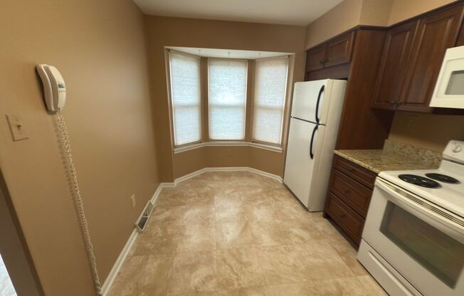 3BR+BSMT Townhome (Tapestry) with COUNCIL ROCK SCHOOLS, Pool, Playground, Tennis!