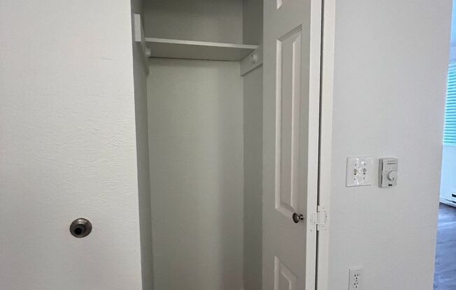 1 bed, 1 bath, 480 sqft, $1,395, Unit 114