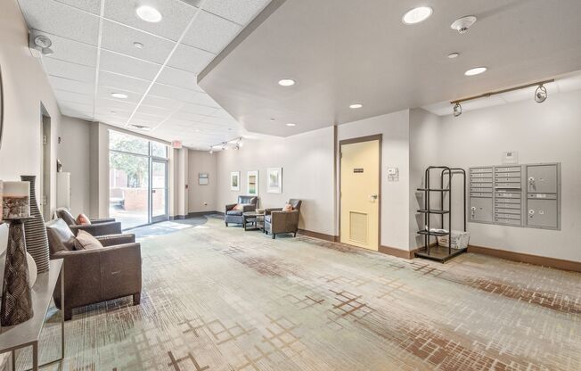 (Coming Soon) Move-in Ready 1 Bedroom Condo In Southend with garage