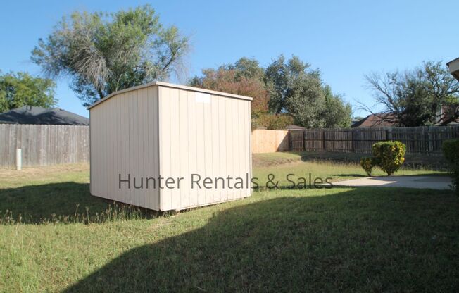 3 beds, 2 baths, $1,595