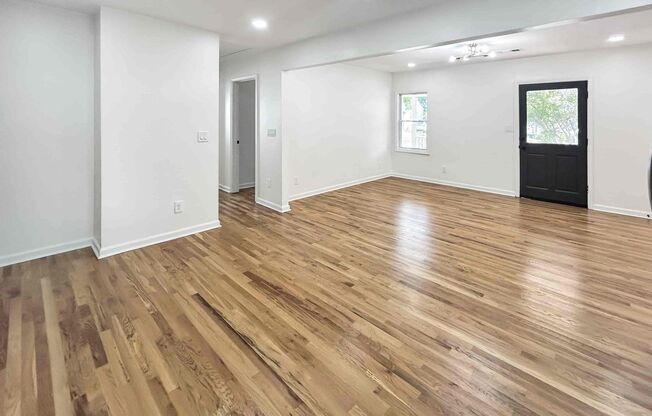 3 beds, 2 baths, $2,499