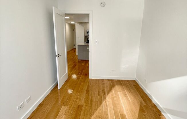 2 beds, 2 baths, 900 sqft, $9,154.52, Unit 12N/O