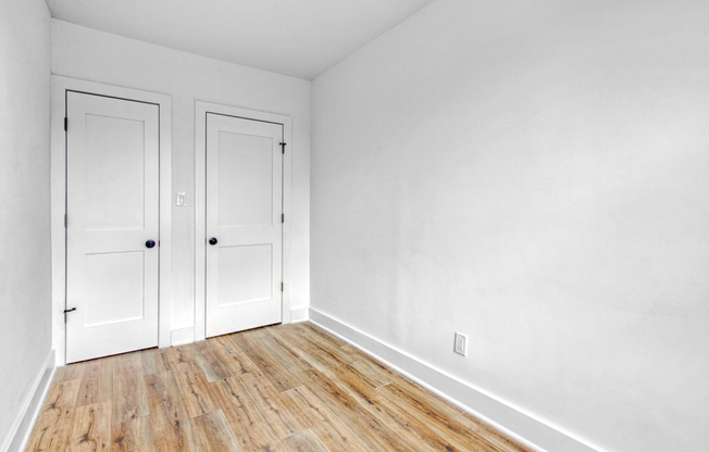 323 MIDWOOD ST