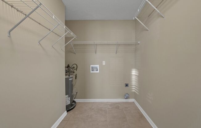 1 bed, 1 bath, $1,295, Unit 3687-C