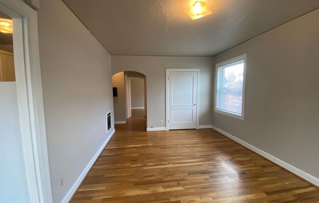 1 bed, 1 bath, $1,595, Unit 101