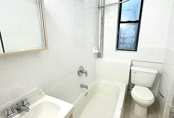 1 bed, 1 bath, $1,850, Unit 5B