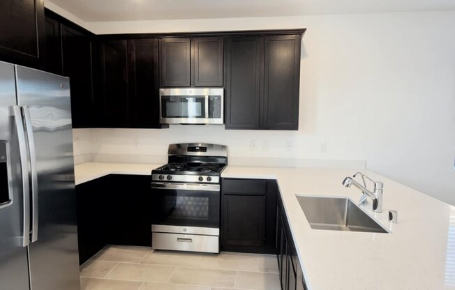 9500 SEQUOIA RDG AVE