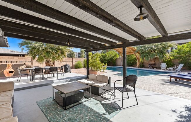 Now Leasing – Fully Updated Scottsdale Home!