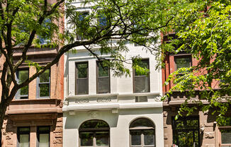 149 W 85 ST