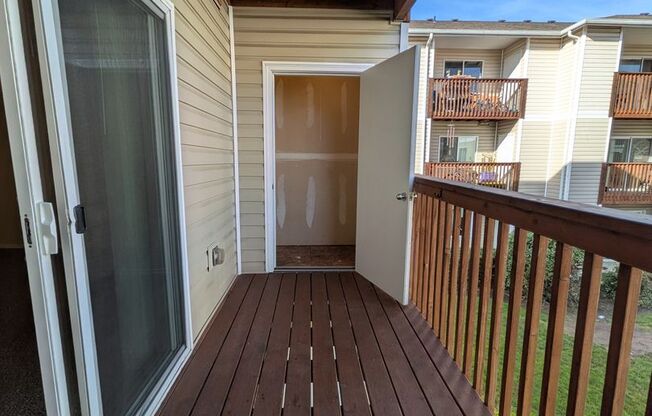 2 beds, 2 baths, 994 sqft, $1,445, Unit B201