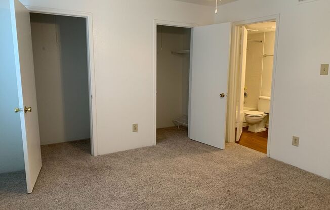 1 bed, 1 bath, 640 sqft, $885, Unit 0205