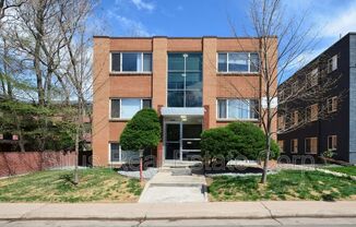 830 DEXTER ST