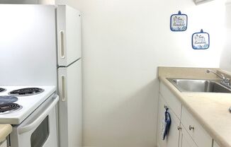 2 beds, 1 bath, $1,699, Unit G-73