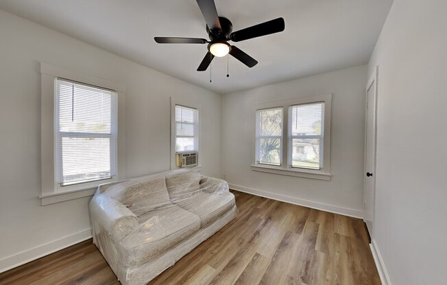 604 BRADDOCK AVE