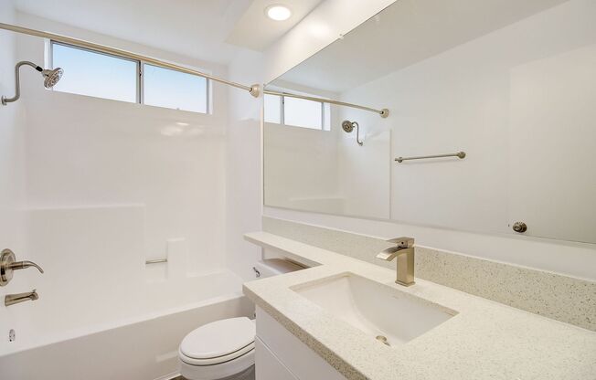 1 bed, 1 bath, 695 sqft, $2,498, Unit 105