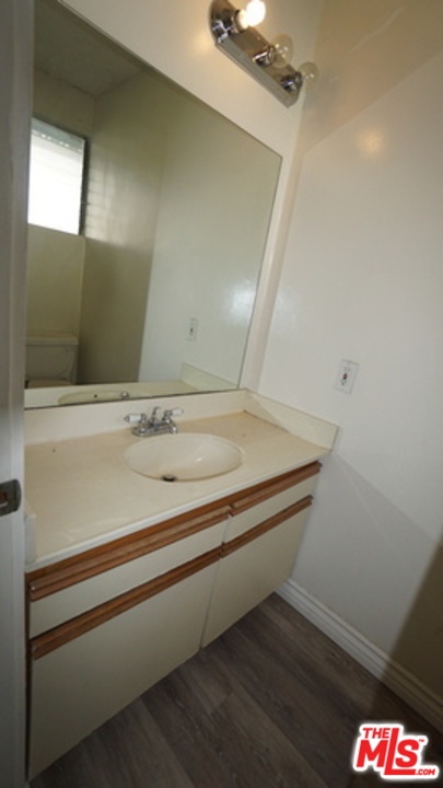 11133 Rose Ave Apt 11