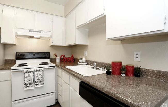 2 beds, 1 bath, 625 sqft, $1,450, Unit 5050-204