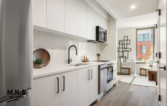 Studio, 1 bath, $3,245, Unit 720