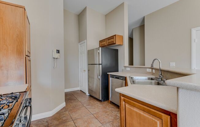 2 beds, 2 baths, $1,700, Unit Unit 101