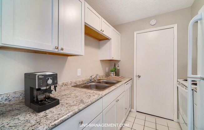 2 beds, 1.5 baths, 825 sqft, $1,115, Unit WS 2905-05 UR