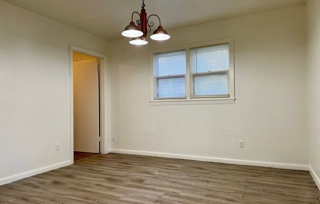 3 beds, 1 bath, $1,075