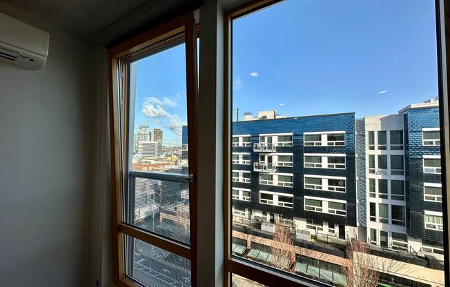 Studio, 1 bath, 430 sqft, $1,799, Unit Unit 612