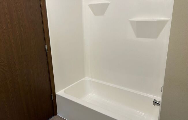 1 bed, 1 bath, 620 sqft, $1,385, Unit 5380205